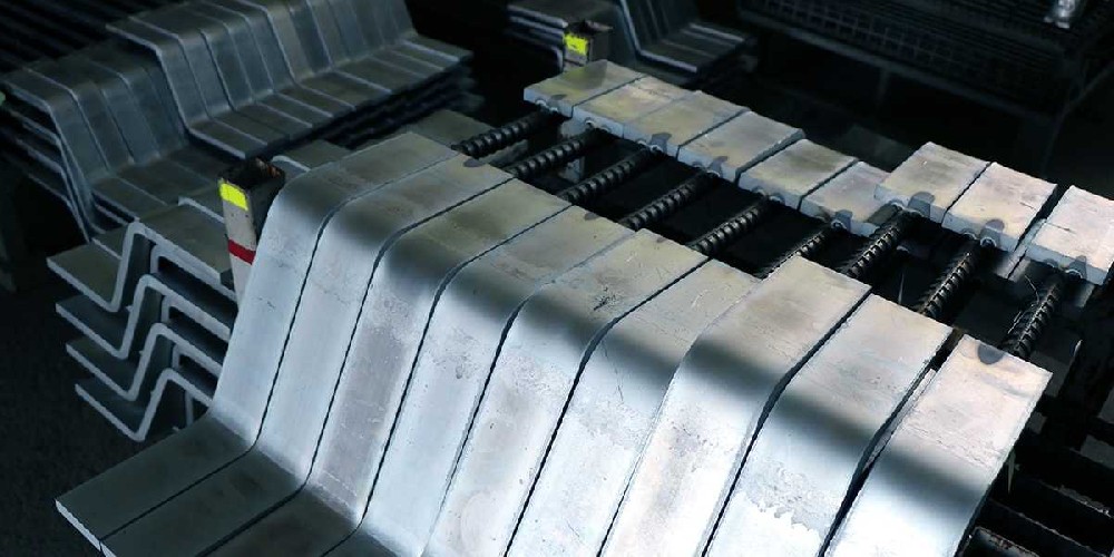 锻压红冲工模具用什么材料，冲压模具一般用什么钢