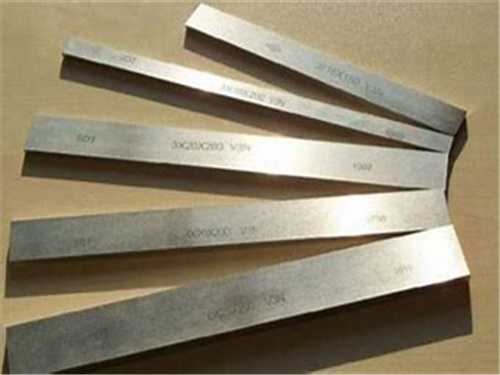 铜排挤压模用什么材料